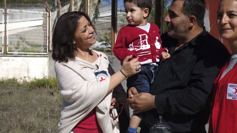 Perheyhteyksien palauttaminen ja säilyttäminen